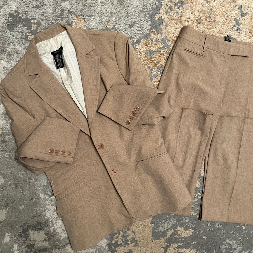 BCBG Max Azria 2-piece pant suit. Pants size 0, and jacket size 4.